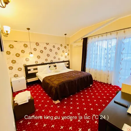 בית הארחה Pensiunea Camena 3*